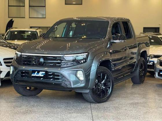 VOLKSWAGEN AMAROK 3.0 V6 TDI DIESEL BARRETOS 70 ANOS CD 4MOTION AUTOMÁTICO